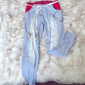 Size 26 Desigual light blue jeans with funky detail